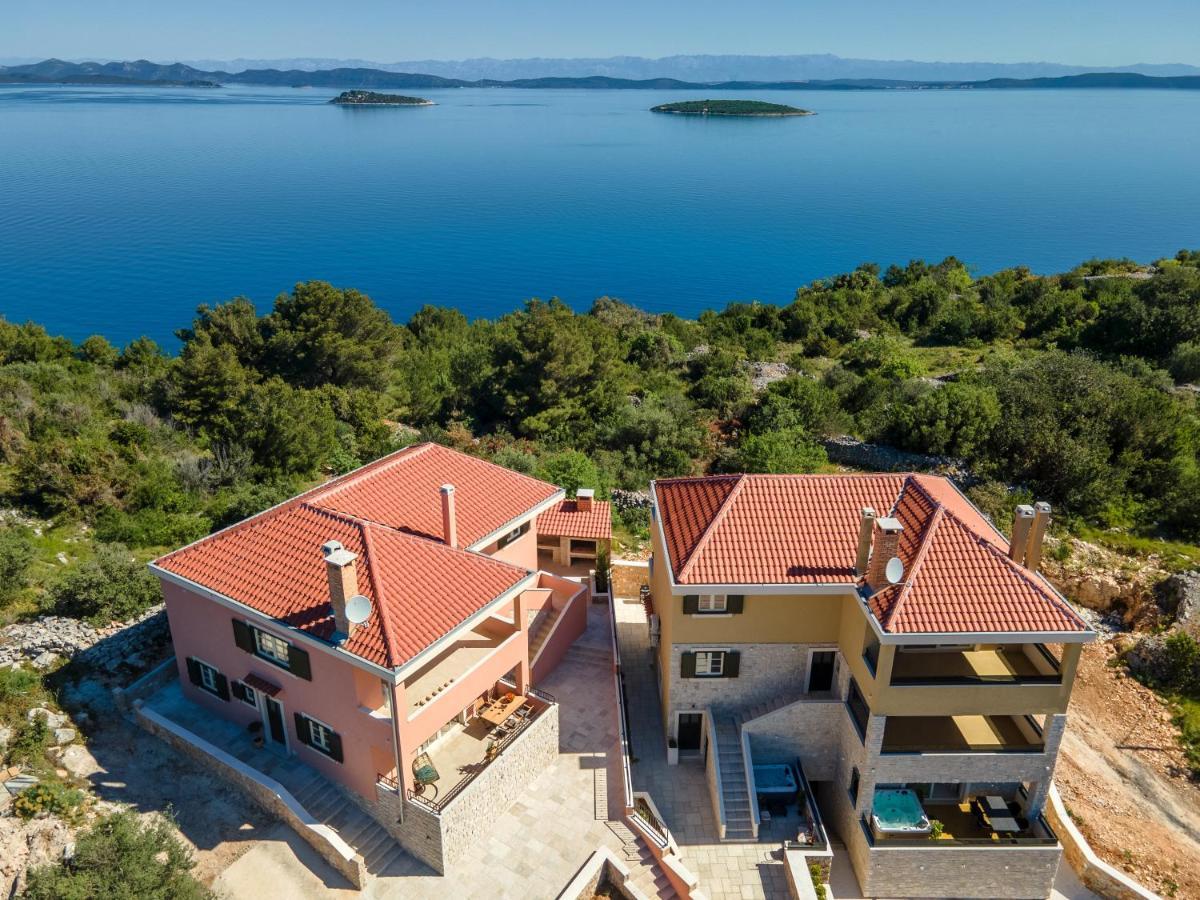 Lovro Luxury Apartment With Jacuzzi And Terrace Sea View Sali Exterior foto